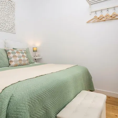 Zen One-bedroom Flat In Gorgeous Lane * Lisbona