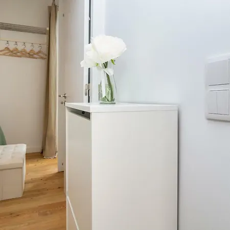 Appartamento Zen One-bedroom Flat In Gorgeous Lane Lisbona